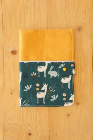 Protège carnet de santé biche bleu