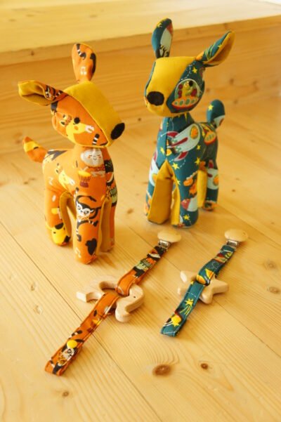 doudou bambi et attaches sucettes