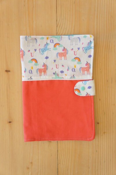Protège carnet de santé licorne