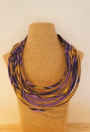 collier plastron wax artisanal
