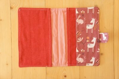 Protège carnet de santé biche rose – Image 3