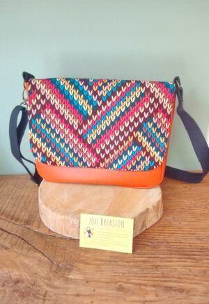 Sac besace en simili cuir