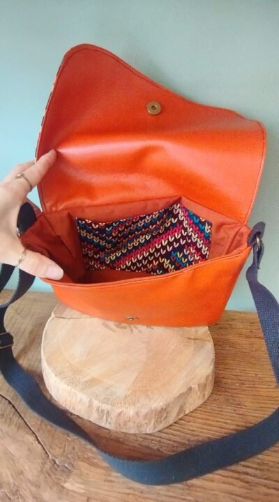 Sac besace en simili cuir – Image 2